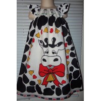 Patchwork Vintage Panel Fabric Cow   Farm Black and White  pink hearts   Girls  Dress Size  5t  Ready to ship