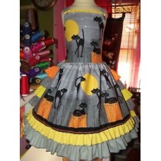 Black Cat Full Moon  Halloween    Girls dress Size 6 Ready Ship