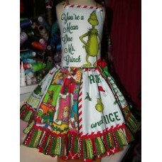 Grinch Vintage Fabric Disney  Girls Dress Size  6 (Girl)