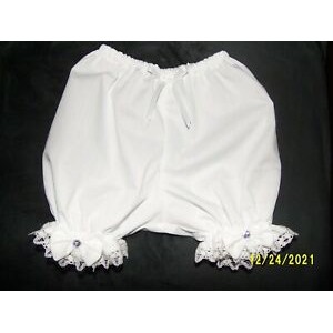 Short White Bloomers w/Eyelet Lace Bow and Blink stone  Size 3mo-5t